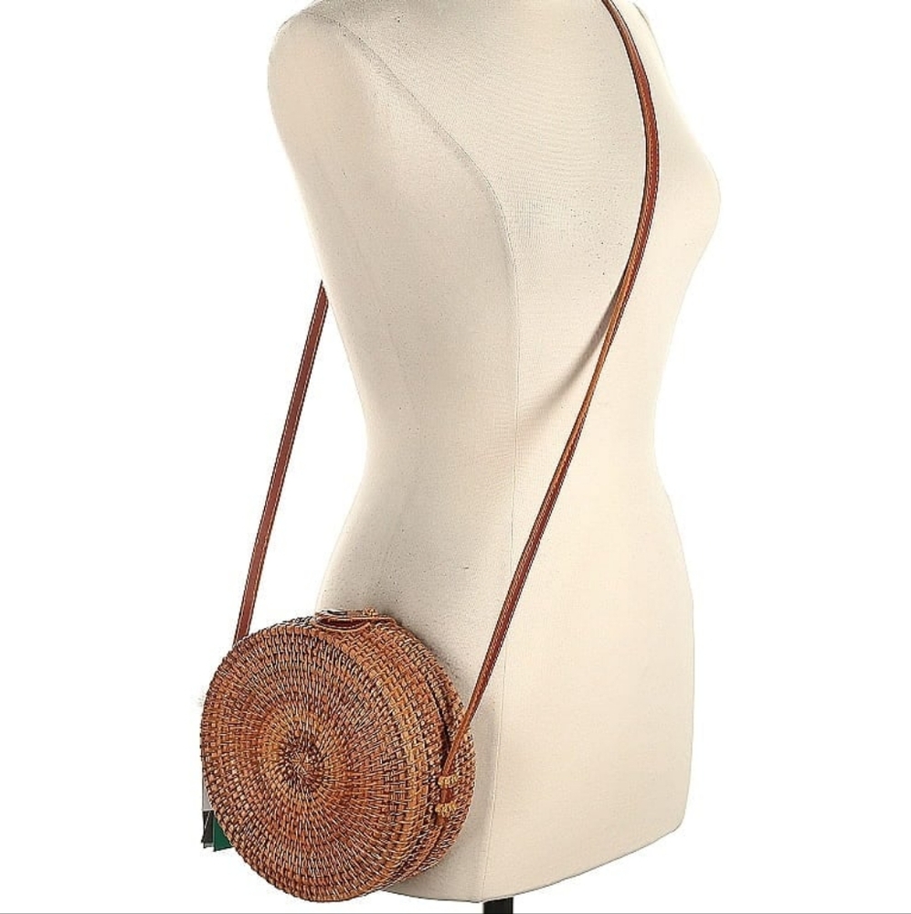Round Rattan Crossbody Purse - Picture 5 of 5